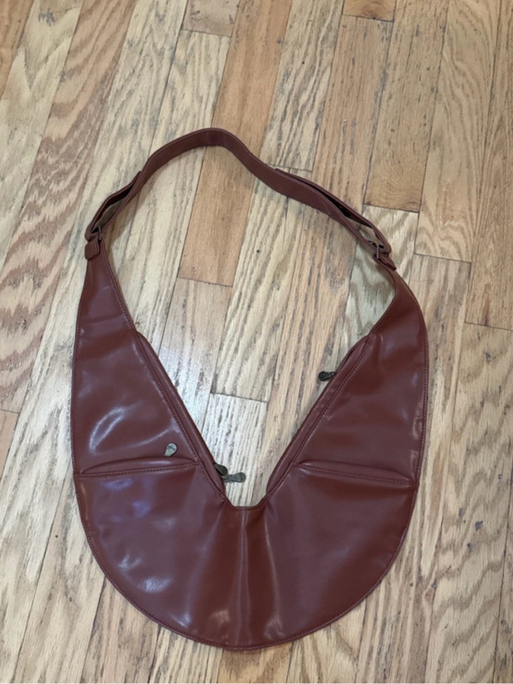 Women’s Sash Crescent Shoulder Bag in Brown